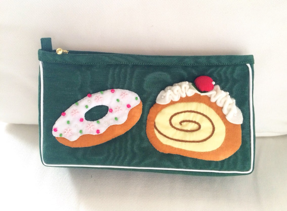 I ♥︎ cakes pouch(green) 3枚目の画像