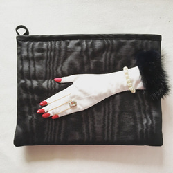 Madame's Hand clutch bag (black&mink)サンプル作品 1枚目の画像