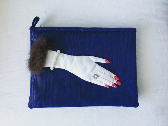 Madame's Hand clutch bag (navy&mink) 2枚目の画像