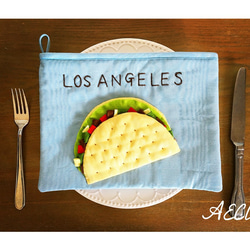 I ♥︎ tacos clutch bag (baby blue) 1枚目の画像