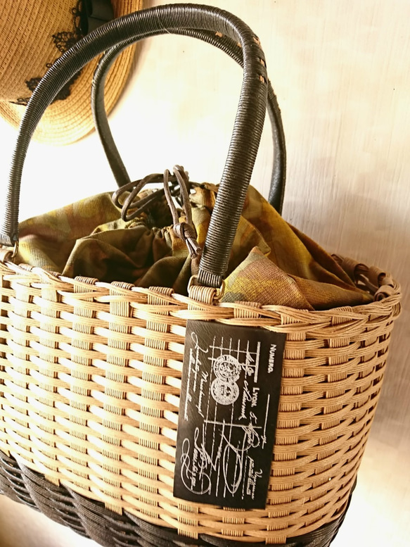 Magnolia　ベージュ×黒　かごバッグ　バイカラー 7枚目の画像