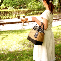 Magnolia　ベージュ×黒　かごバッグ　バイカラー 9枚目の画像