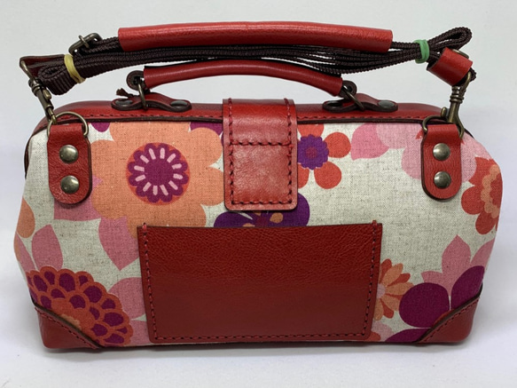 革と布のダレスバッグ「ショコラ」 コットン生地　花柄 3枚目の画像