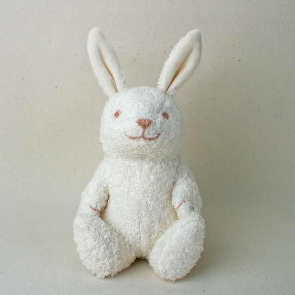 オーガニックコットンうさぎのぬいぐるみMサイズ 1枚目の画像