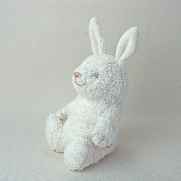 オーガニックコットンうさぎのぬいぐるみMサイズ 2枚目の画像