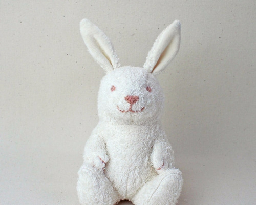 ウサギぬいぐるみ　作家kuu ウサギ ぬいぐるみ 50cm pk12316[品番：BCYW0026930]｜BACKYARD
