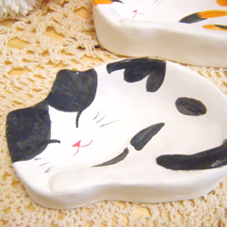 愛漂亮的貓/貓咪造型盤子/飾品收納/手工彩繪 第4張的照片