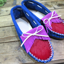 Emma Design Moccasin具有良好的藍色和紅色對比NALU moccasin Shoes＃5 第6張的照片