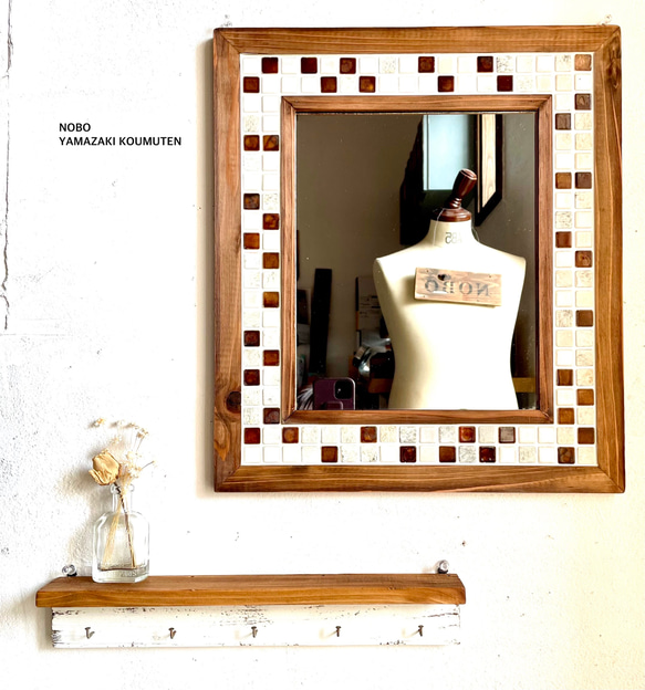 アンティーク☆モザイクタイルの鏡C 壁掛け ミラー ウォールミラー タイル 鏡 1枚目の画像