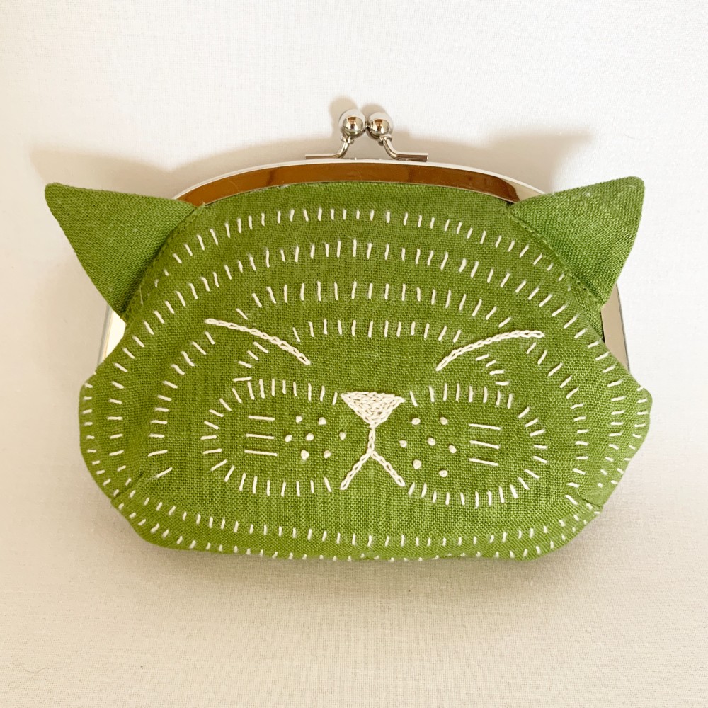 ねこのポーチ（黄緑）