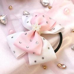 ラインストーンリボンのヘアゴム （ホワイト&ライトピンク）♡キラキラ可愛い♡ 1枚目の画像