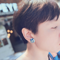 後樂園KoraKuen 【有機小花園】藍色 / 立體刺繡 / 夾式耳環 第5張的照片