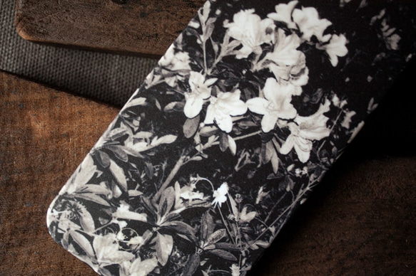 Night blooming （2014） phone case 第3張的照片