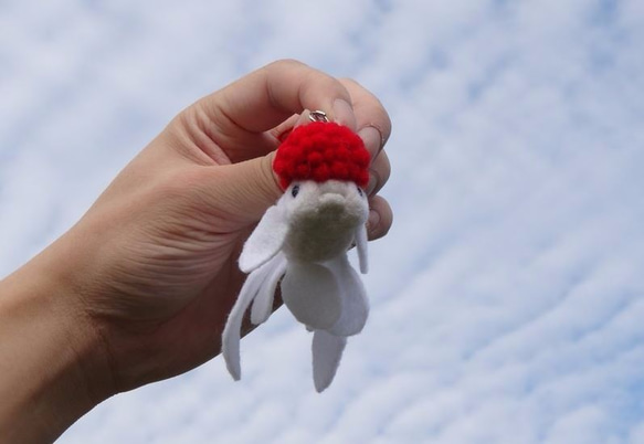 小紅帽金魚-羊毛氈 "鑰匙圈、吊飾、擺飾" 第1張的照片