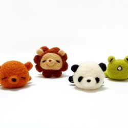 累趴系列3 棕熊、獅子、青蛙、熊貓 -羊毛氈 鑰匙圈、吊飾、擺飾 第3張的照片