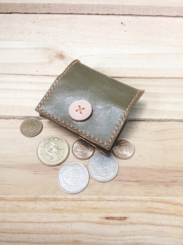 サニー＆輝く革の質感木箱の財布はオリーブグリーンバックル 3枚目の画像
