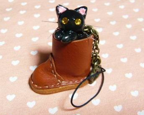 にゃんこのしっぽ○レザーブーツのストラップ〇黒猫〇ゴールド