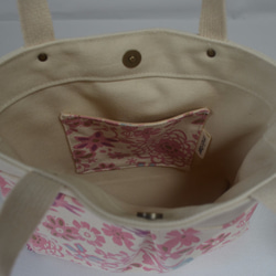 粉紅花園小手提包/托特包 手作 帆布 可愛 午餐外出包 第4張的照片