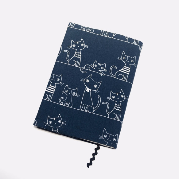 Line drawing cats book cover with bookmark handmade canvas 4枚目の画像