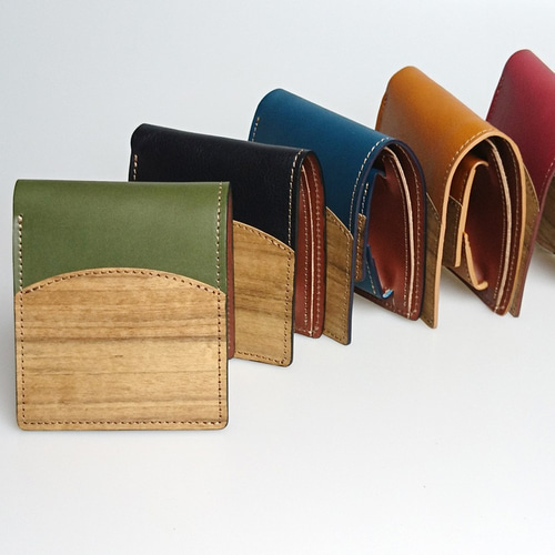 木と革の二つ折り財布 --- 贅沢な総革仕上げ [5色] 二つ折り財布