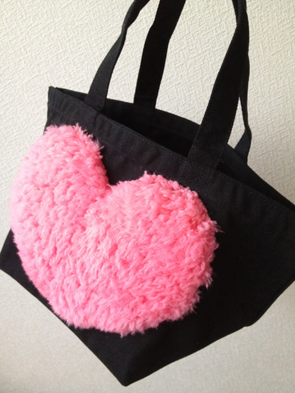 heart bag * black × pink 1枚目の画像