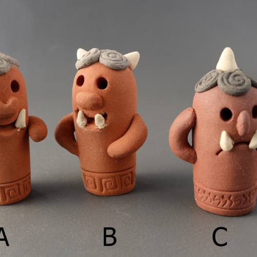 陶器　焼き物　作家ハンドメイド　女の子と鬼 愛媛・鬼北町】＼鬼のハニワ／「おにわ」と「こにわ」を作る陶芸体験