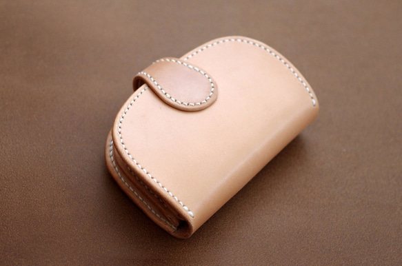 はなちゃんさま専用本革フラップハーフ財布（受注制作）手縫いヌメ革ナチュラル 牛皮牛革 天然 5枚目の画像