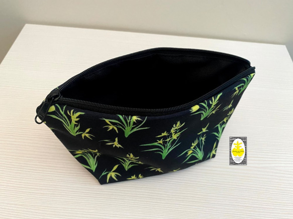 滿版印花, 帆布, 東方四君子, 蘭花, 化妝包 Cosmetic bag, 原創印花設計 第2張的照片