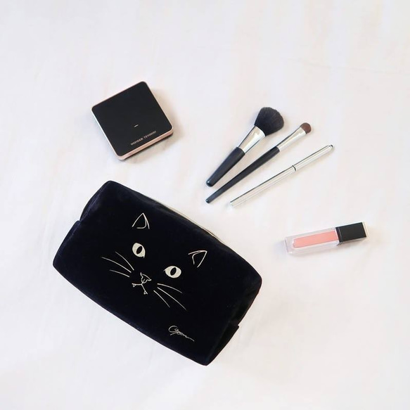 母親節新品上架 /化妝包系列-質感絨布燙金貓咪化妝包 / 黑貓 第2張的照片