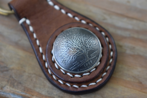 手工真幣扣鑰匙圈【生命樹】 鑰匙圈 手工縫製【CarlosHuang阿卡】 第2張的照片