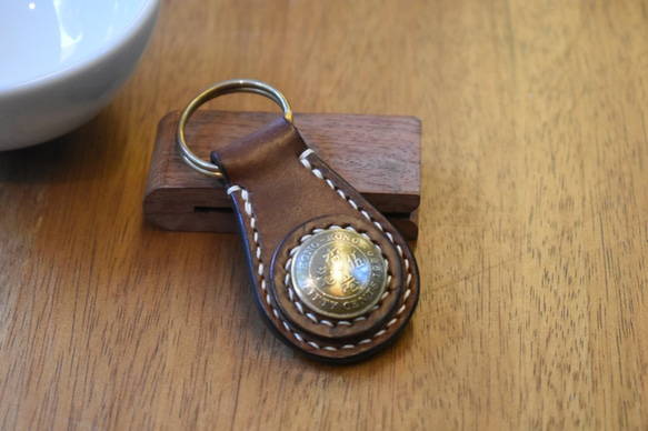 手工真幣扣鑰匙圈【舊港幣背面】 鑰匙圈 手工縫製【CarlosHuang阿卡】 第1張的照片