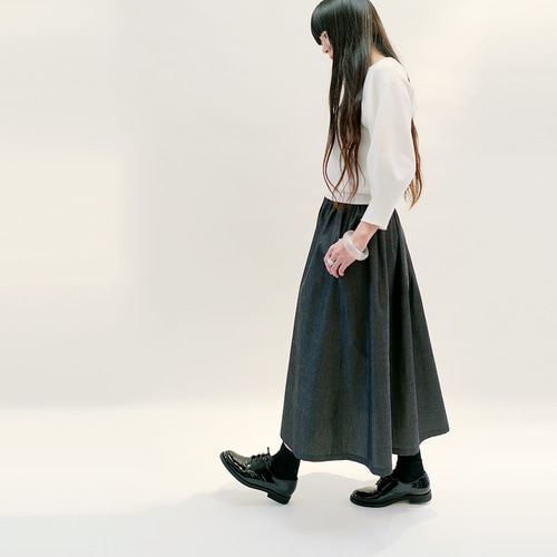 岡山デニム 頼れる黒 ギャザー ロングスカート ブラック ○VIOLA 岡山デニム 頼れる黒 ギャザー ロングスカート ブラック ○VIOLA
