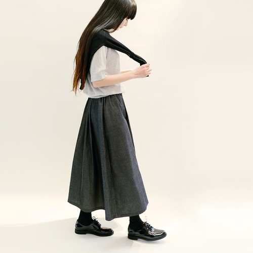 岡山デニム 頼れる黒 ギャザー ロングスカート ブラック ○VIOLA 岡山デニム 頼れる黒 ギャザー ロングスカート ブラック ○VIOLA