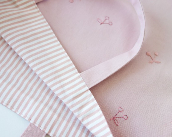 レッスンバッグ　さくらんぼ 刺繍　ピンク　ストライプ チェリー 女の子 5枚目の画像