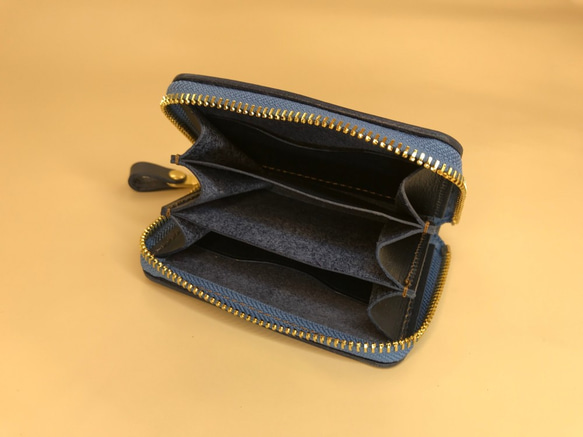「KENT的手工皮革」植鞣革三層拉錬零錢包（海軍藍色）-現貨 第3張的照片