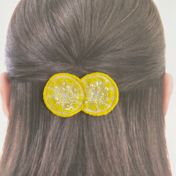 レモンスライスのビーズ刺繍バレッタ 4枚目の画像
