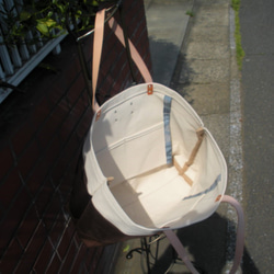 【送料無料】倉敷帆布とメッシュのトートバック：栃木レザー持ち手 5枚目の画像