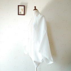 ハーフリネン★ドルマンスリーブの羽織り☆マーガレット風（ﾛｰﾝ生地＊ホワイト） 1枚目の画像