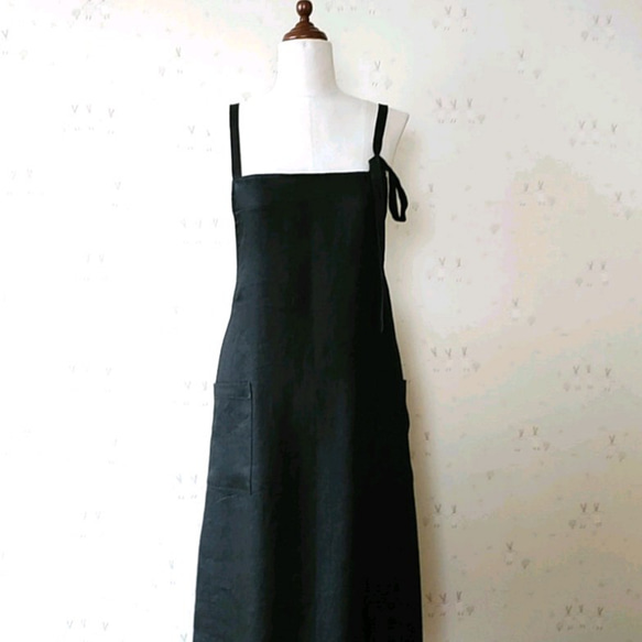 [100％亞麻]一件式圍裙（黑色） 第1張的照片