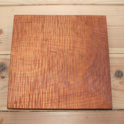 木の彫り角皿　-タモ23cm- 2枚目の画像