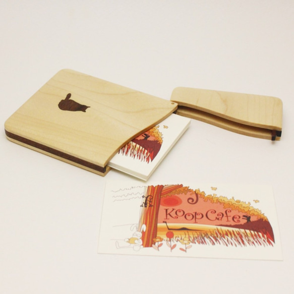 "cat no.2" Slim name-card holder Maple and Walnut 第4張的照片