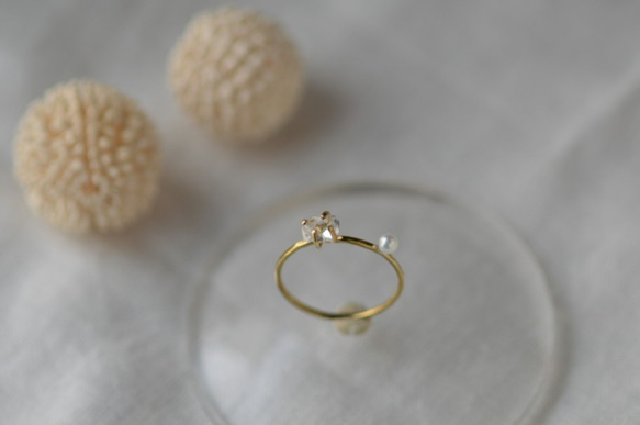 ハーキマーダイヤモンドと淡水パールのリング・真鍮 2枚目の画像