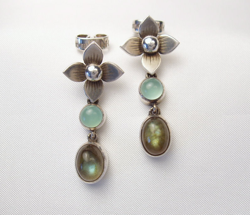 SV950ピアス/クリソプレーズ＋ラブラドライト