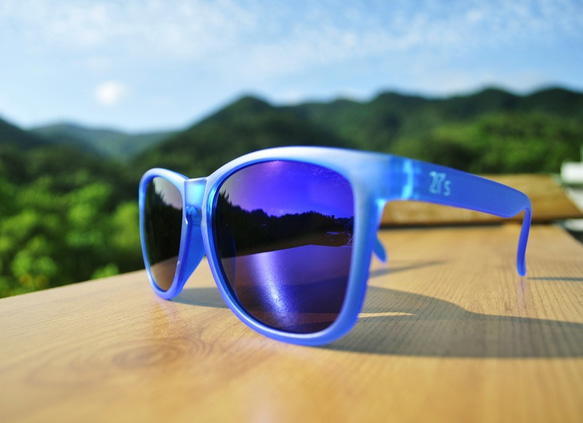 2is Brook 太陽眼鏡│藍色霧面框│藍色反光鏡片│抗UV400 第2張的照片
