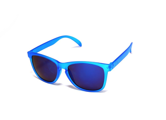 2is Brook 太陽眼鏡│藍色霧面框│藍色反光鏡片│抗UV400 第8張的照片