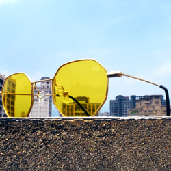 太陽眼鏡│復古多角框 金色框│黃色鏡片│抗UV400│2is NazY 第3張的照片
