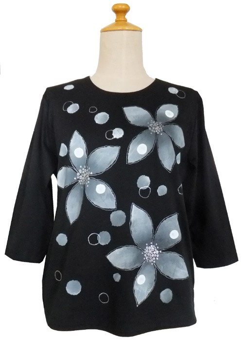 Creema限定 母の日ギフト　手描きカットソー　七分丈　「花と水玉の舞」ブラック　母の日にも…ラッピング無料