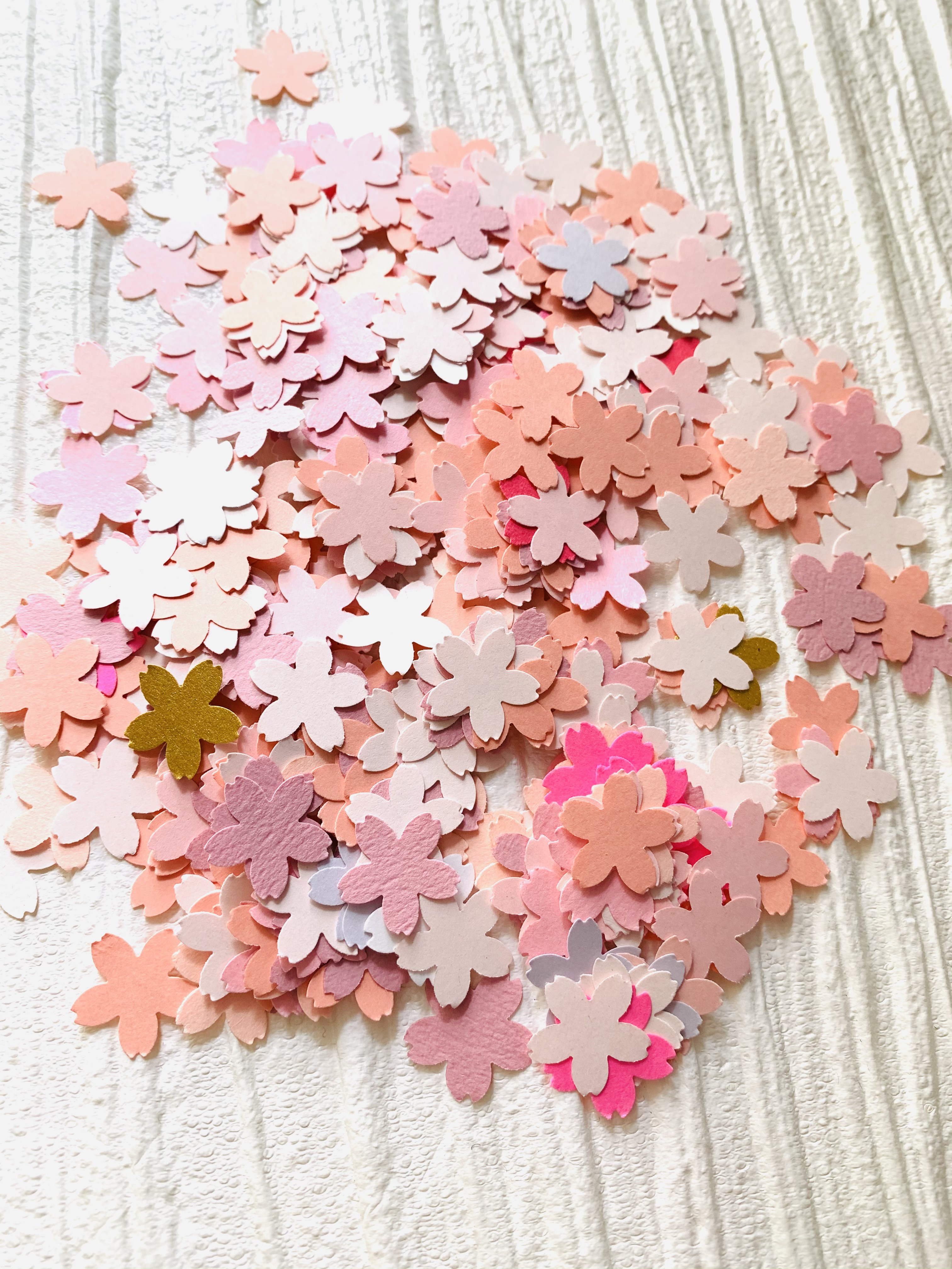 【春の草花】サンプルページ（ペーパークラフト クラフトパンチ） 春の草花】サンプルページ（ペーパークラフト クラフトパンチ）