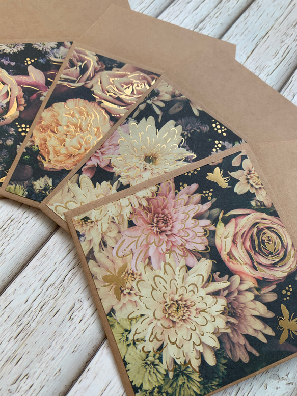 ミニ　スクエア封筒　クラフト紙　ゴールド箔入り　ボタニカル　花　3種類×4枚  12枚セット 3枚目の画像