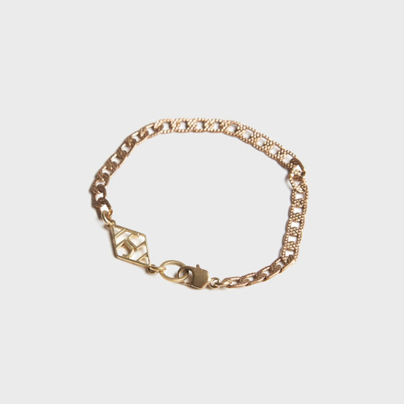 JUelry logo flat chain bracelet - JUelry logo 黃銅扁鍊 第1張的照片